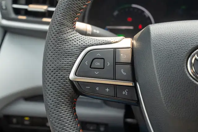 2024 Toyota Sienna XSE AWD in Cars & Trucks in Edmonton - Image 21