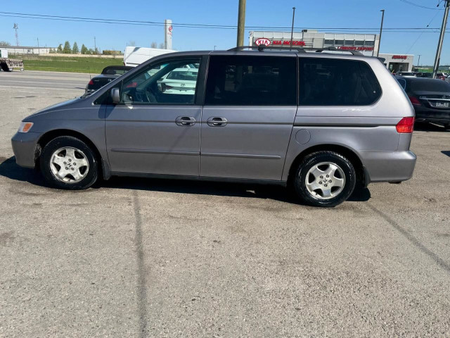 2000 Honda Odyssey EX, MINIVAN, 7 PASSENGER, ONLY 174KIMS, AS IS in Cars & Trucks in London - Image 2