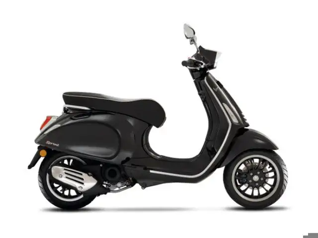 2023 Vespa Sprint 150 in Street, Cruisers & Choppers in Edmonton - Image 2