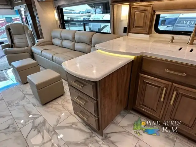 2023 Entegra Coach Cornerstone 45B 605 h.p. 26K Miles in RVs & Motorhomes in Moncton - Image 73