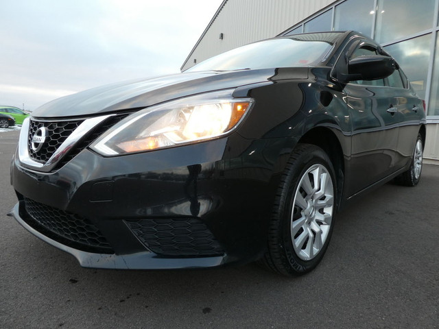 2017 Nissan Sentra Auto, AC, Low KM's in Cars & Trucks in Moncton - Image 3