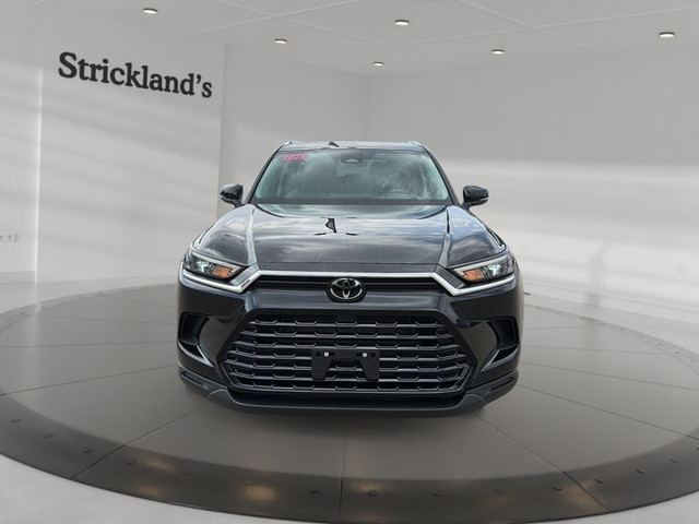 2025 TOYOTA GRAND HIGHLANDER HYB XLE AWD in Cars & Trucks in Stratford - Image 3