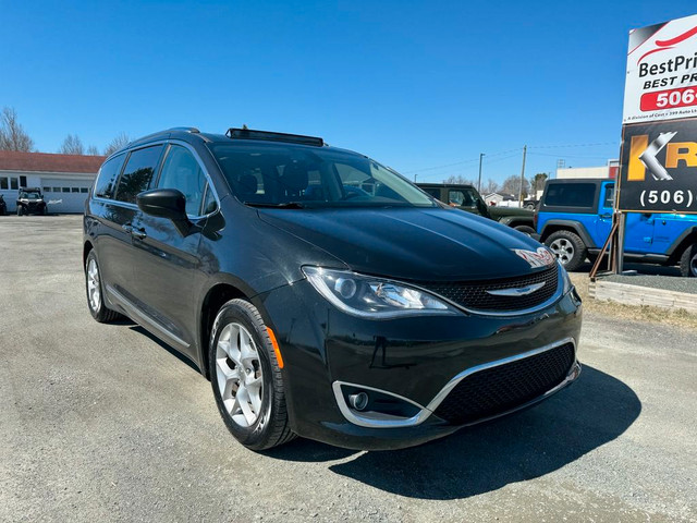  2018 Chrysler Pacifica Touring-L Plus 2WD in Cars & Trucks in Miramichi - Image 3