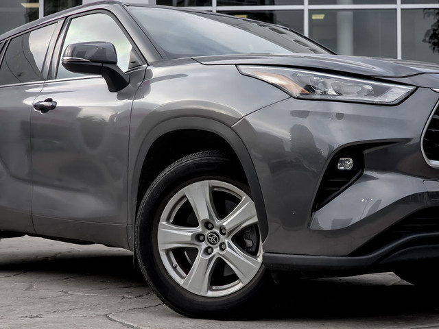 2022 Toyota Highlander Hybrid LE AWD in Cars & Trucks in City of Toronto - Image 3