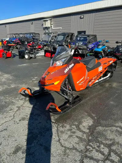 Very clean SUMMIT Ready for the trails this winter As low as $66,59/bi weekly ON OAC CALL US AT 506-...