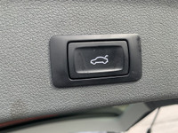See Dealer Website for Details. 2015 Audi Q5 3.0L TDI Technik/diesel awd (image 8)