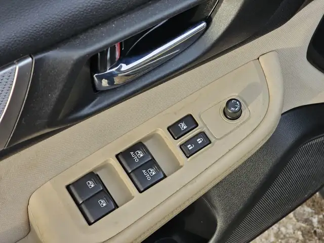 2015 Subaru Outback 2.5i Premium 4dr All-wheel Drive CVT in Cars & Trucks in City of Toronto - Image 17