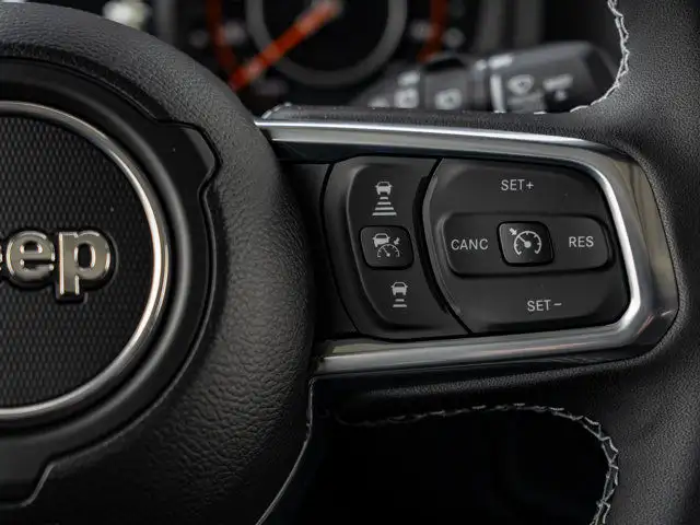 2025 Jeep Wrangler Sahara in Cars & Trucks in Barrie - Image 26