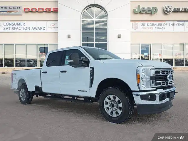 2023 Ford Super Duty F-350 SRW XLT | Cloth | Diesel in Cars & Trucks in Grande Prairie - Image 7