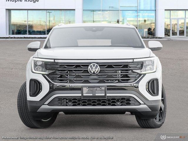  2024 Volkswagen Atlas Cross Sport Highline in Cars & Trucks in Tricities/Pitt/Maple - Image 2