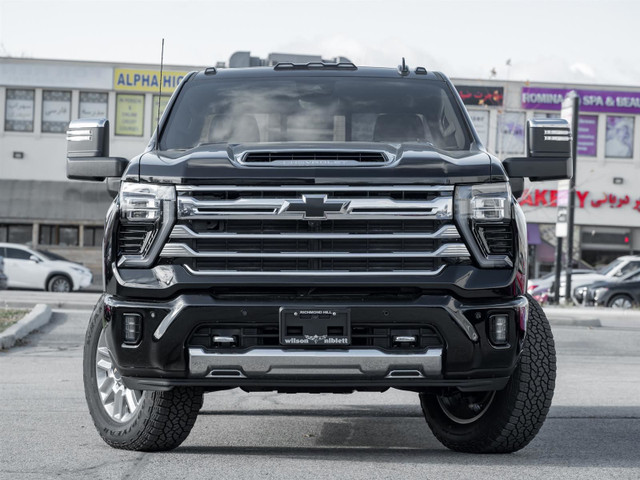 2025 Chevrolet SILVERADO 2500HD High Country- Diesel | Power Ret in Cars & Trucks in Markham / York Region - Image 2