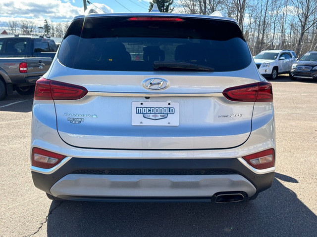 2019 Hyundai Santa Fe 2.0T Luxury AWD - Sunroof - $192 B/W in Cars & Trucks in Moncton - Image 4