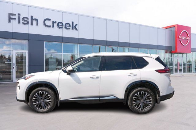 2024 Nissan Rogue Platinum | Nissan Executive Demo | No in Cars & Trucks in Calgary - Image 3