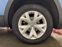 Welcome Ontario customers! All our vehicles are Ontario safety check/e-tested. We offer financing ad... (image 9)