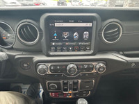 This JEEP WRANGLER 4XE UNLIMITED RUBICON, with a 4 Cylinder Engine engine, features a TRANSMISSION:... (image 9)