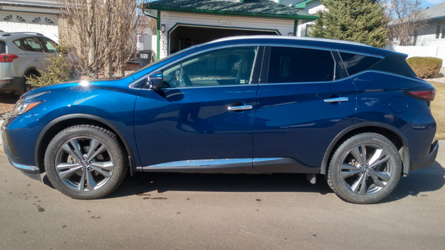 2019 Nissan Murano Platinum, Metallic Blue in Cars & Trucks in Edmonton