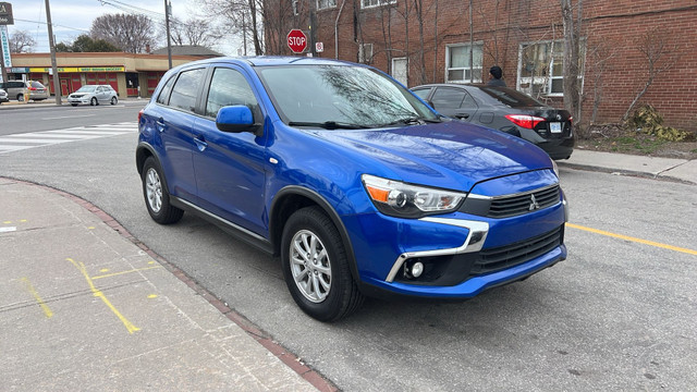 2017 Mitsubishi RVR AWD 2.0L SE in Cars & Trucks in City of Toronto - Image 3