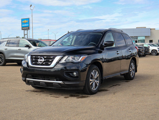 2020 Nissan Pathfinder SV 4x4 3.5L 7 Passenger in Cars & Trucks in Edmonton - Image 4