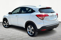 Engine: 4 Cylinder Engine 1.8L L/100Km City: 8.9 L/100Km Hwy: 7.5 Safety Equipment ABS And Driveline... (image 4)