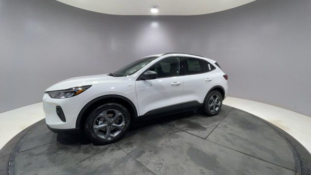 2025 Ford Escape ST-Line in Cars & Trucks in Strathcona County - Image 4