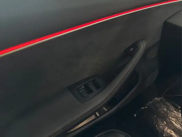 Tesla Model 3 2024 in Cars & Trucks in Markham / York Region - Image 31