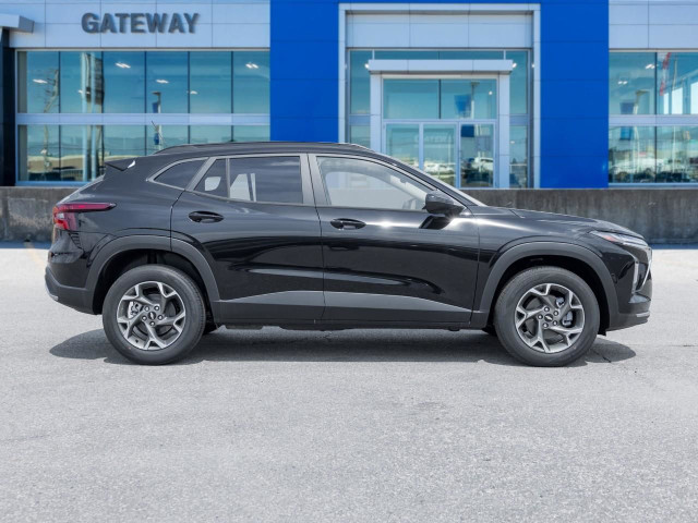 2025 Chevrolet Trax LT in Cars & Trucks in Mississauga / Peel Region - Image 3