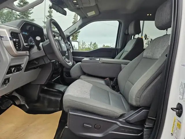 2023 Ford F-150 XLT 4WD SuperCrew 5.5' Box, 3.3L V6 Gas, XTR Pac in Cars & Trucks in St. Albert - Image 13