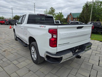 2022 Chevrolet Silverado 1500 Double Cab 4WD LT with the 5.3L and only 75,000kms. This truck is equi... (image 6)