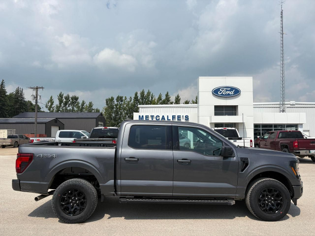 2025 Ford F-150 XLT 4WD SuperCrew 5.5' Box in Cars & Trucks in Portage la Prairie