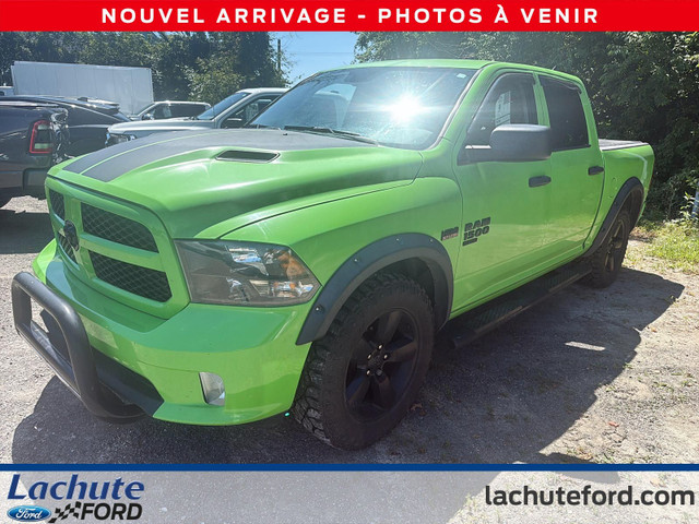 RAM 1500 Classic Express 4x4 Crew Cab 5'7 in Cars & Trucks in Laurentides