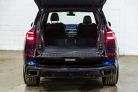 Francais: * Édition M Sport-23 * Bleu Tanzanite Métallisé * Sensafin Noir avec surpiqûres décorative... (image 5)