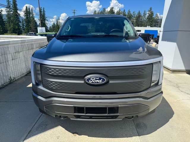 2025 Ford F-150 Lightning XLT EMPLOYEE PRICING ON NOW! 4x4, Supe in Cars & Trucks in Cranbrook - Image 3