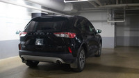 This Ford Escape has a powerful Gas/Electric I-4 2.5 L/152 engine powering this Variable transmissio... (image 7)