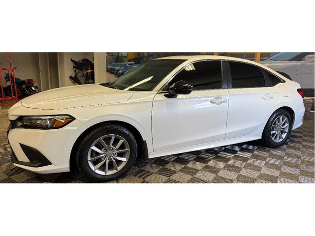 2022 Honda Civic Sedan EX, One Owner, Accident Free & Only 25,00 in Cars & Trucks in North Bay - Image 2