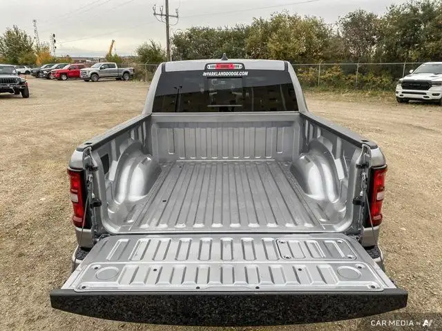 2025 Ram 1500 Sport 1 Crew 4x4 Sunroof Nav Heared & Vented dans Autos et camions dans Saint-Albert - Image 16