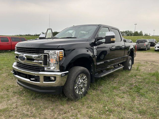 2019 Ford Super Duty F-350 SRW XLT 6.7L in Cars & Trucks in Strathcona County - Image 3