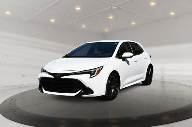 2023 Toyota Corolla Hatchback HB SE UPGRADE + SIEGES CHAUFFANT + in Cars & Trucks in Longueuil / South Shore