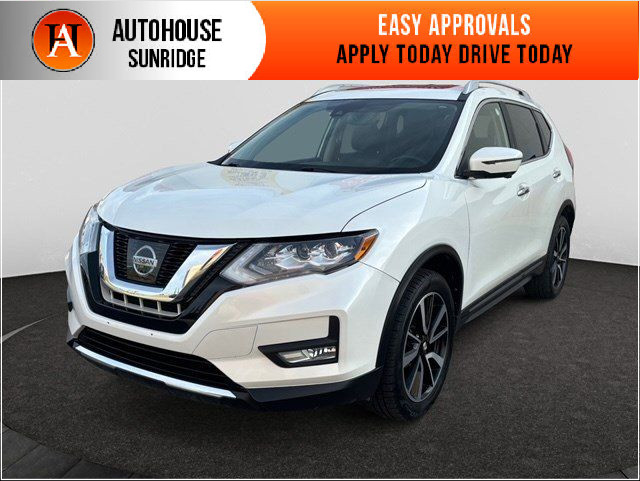 2020 Nissan Rogue SL LEATHER NAVIGATION BCAMERA PANOROOF in Cars & Trucks in Calgary