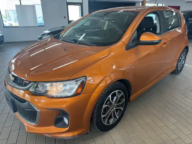 2017 Chevrolet Sonic 5dr HB Auto LT in Cars & Trucks in Longueuil / South Shore - Image 2
