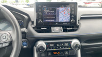 Toyota RAV4 XLE 2020, Jantes en alliage de 17″, Démarrage sans clé avec bouton-poussoir, Écran tacti... (image 1)