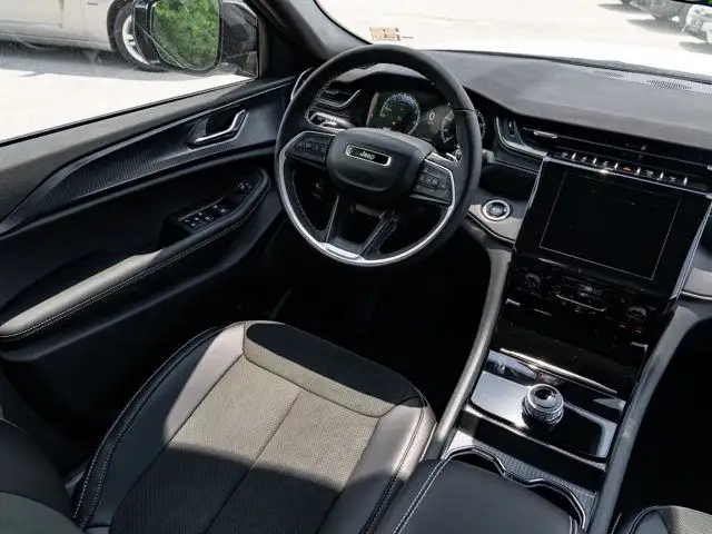 2025 Jeep Grand Cherokee L Altitude dans Autos et camions dans Barrie - Image 16