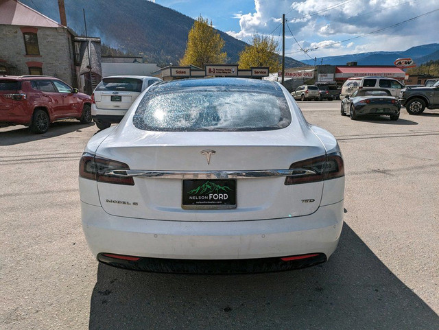  2017 Tesla Model S 75D AWD, 1-Speed Automatic, 4-Door Large Pas in Cars & Trucks in Nelson - Image 4