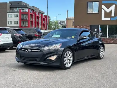 Double L Motors Ltd. Get ready to turn heads and enjoy an exhilarating drive with this 2014 Hyundai...
