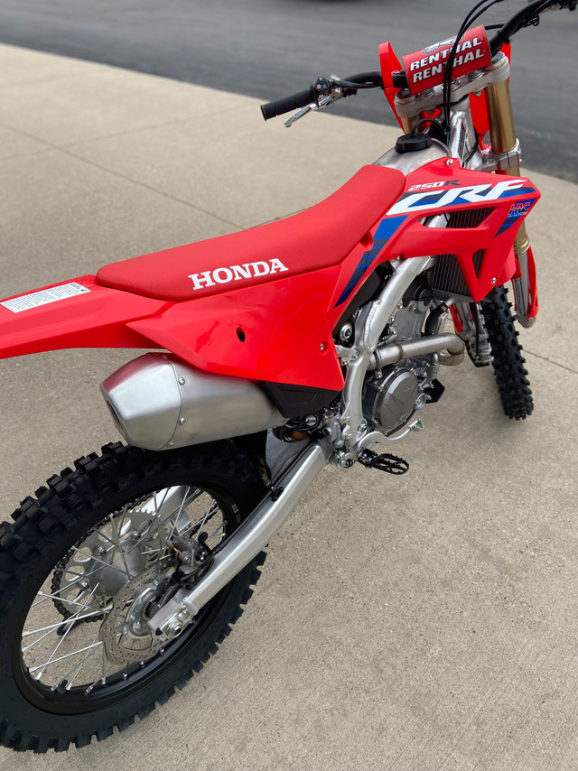 2024 Honda CRF250 R in Other in Oakville / Halton Region - Image 4