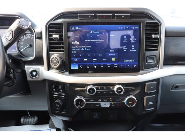 2022 Ford F-150 XTR V6 ECO-BOOST 4X4, LOADED, LOCAL, CLEAN & SHA in Cars & Trucks in Winnipeg - Image 4