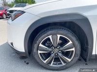 KBB.com Best Resale Value Awards. Only 32,000 Miles This Lexus UX delivers a Gas/Electric I-4 2.0 L/... (image 8)