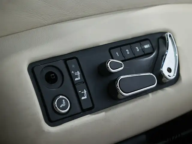 2013 Bentley Continental GT W12 567HP Mulliner Specification in Cars & Trucks in Laval / North Shore - Image 16