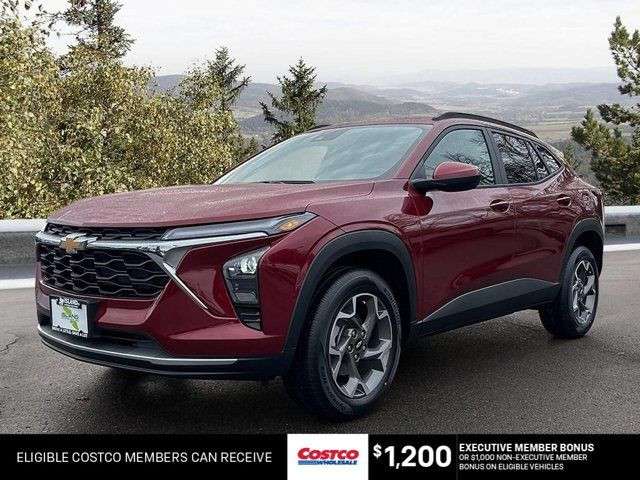 2025 Chevrolet Trax LT | All Weather Floor Mats | Heated Front in Cars & Trucks in Cowichan Valley / Duncan