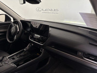 Reflecting the essence of luxury and innovation, the 2024 Toyota Grand Highlander Hybrid XLE is a te... (image 5)