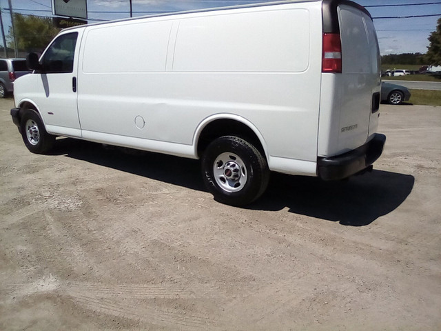 2019 GMC Savana in Cars & Trucks in Leamington - Image 3